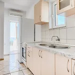 Apartman With Parking Space Bilo - Primosten - 21366 *