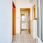 With Parking Space Bilo - Primosten - 21366 Apartman Dolac