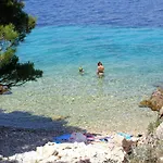 With Parking Space Bilo, Primosten - 21366 Апартаменты