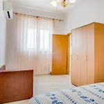 With Parking Space Bilo, Primosten - 21366 Lejlighed