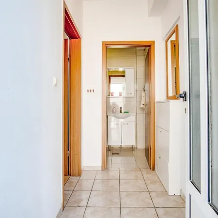 With A Parking Space Bilo, Primosten - 21366 Apartment Dolac