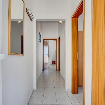 With A Parking Space Bilo, Primosten - 21366