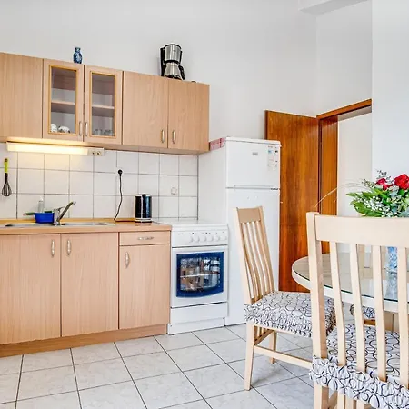 Apartment With A Parking Space Bilo, Primosten - 21366 *