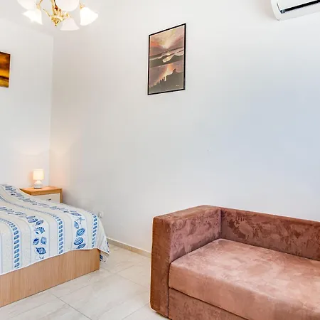 Apartment With A Parking Space Bilo, Primosten - 21366