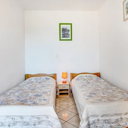 Apartment With A Parking Space Bilo, Primosten - 21366 Dolac