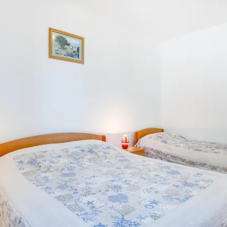 With A Parking Space Bilo, Primosten - 21366 Dolac