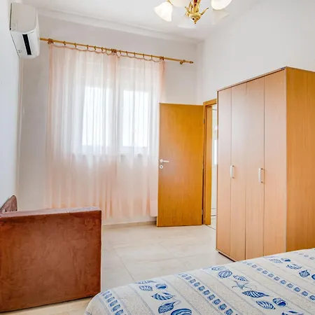 With A Parking Space Bilo, Primosten - 21366 Apartment