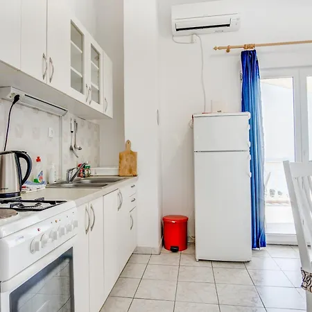 With A Parking Space Bilo, Primosten - 21366 Apartment
