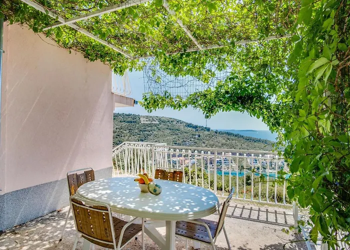 With A Parking Space Bilo, Primosten - 21366 Dolac