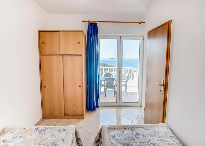 With A Parking Space Bilo, Primosten - 21366