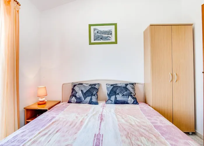 With Parking Space Bilo - Primosten - 21366 *