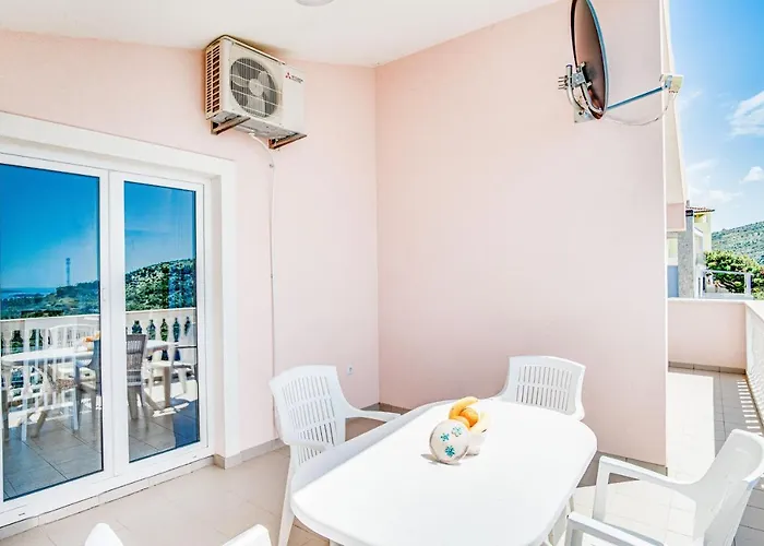 With A Parking Space Bilo, Primosten - 21366 Apartman *