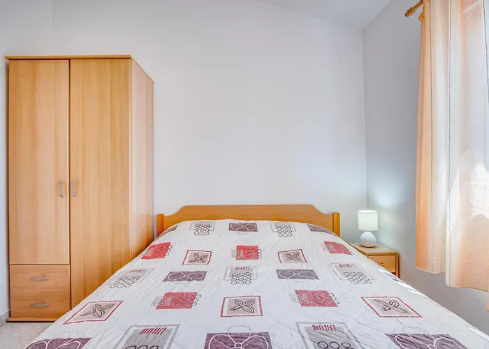 With Parking Space Bilo - Primosten - 21366 * Dolac