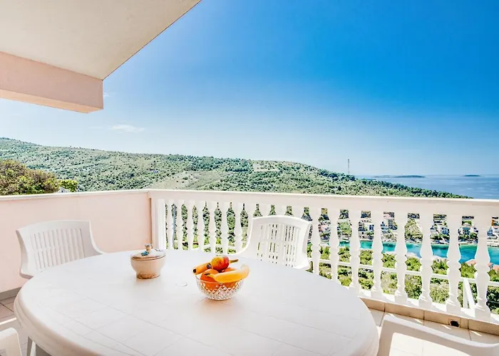 With A Parking Space Bilo, Primosten - 21366 Dolac