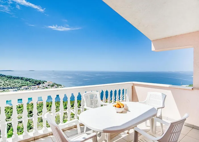 With A Parking Space Bilo, Primosten - 21366 Apartman *