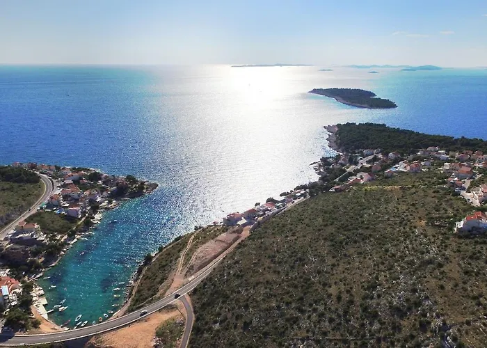 Lägenhet With Parking Space Bilo - Primosten - 21366 Dolac